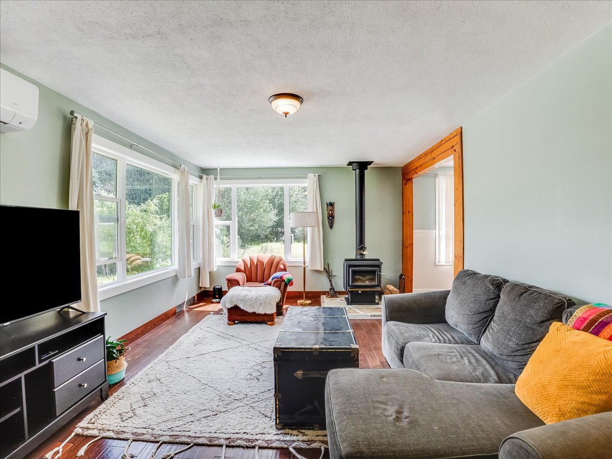 3177 Slocan Park Road
